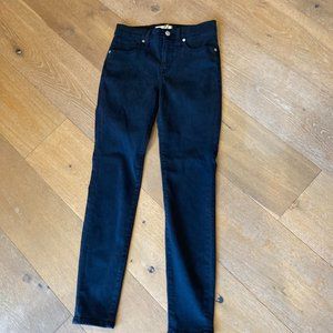 Madewell 9” Black Mid-Rise Skinny in Size 26